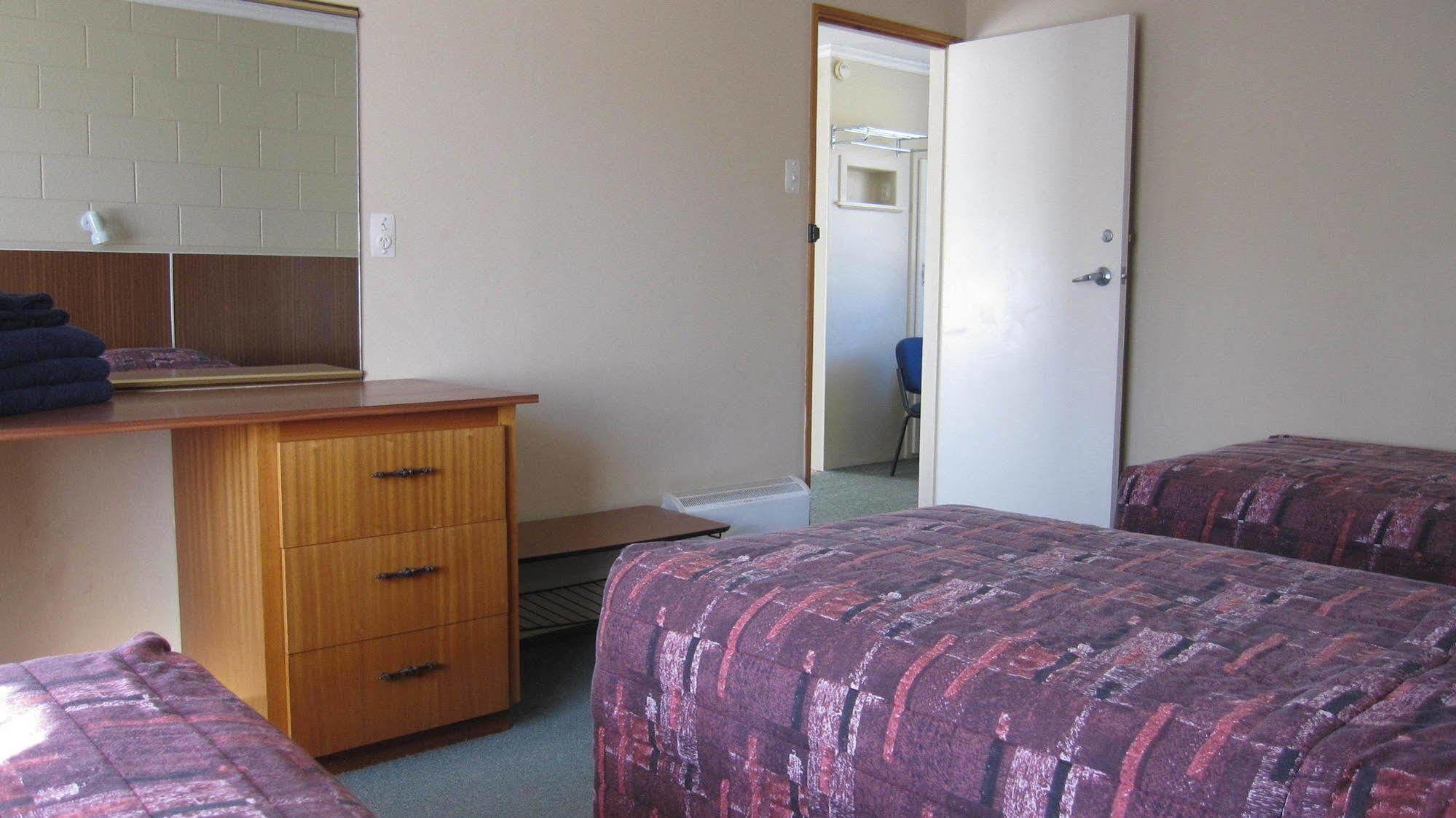 Cromwell Motel Extérieur photo