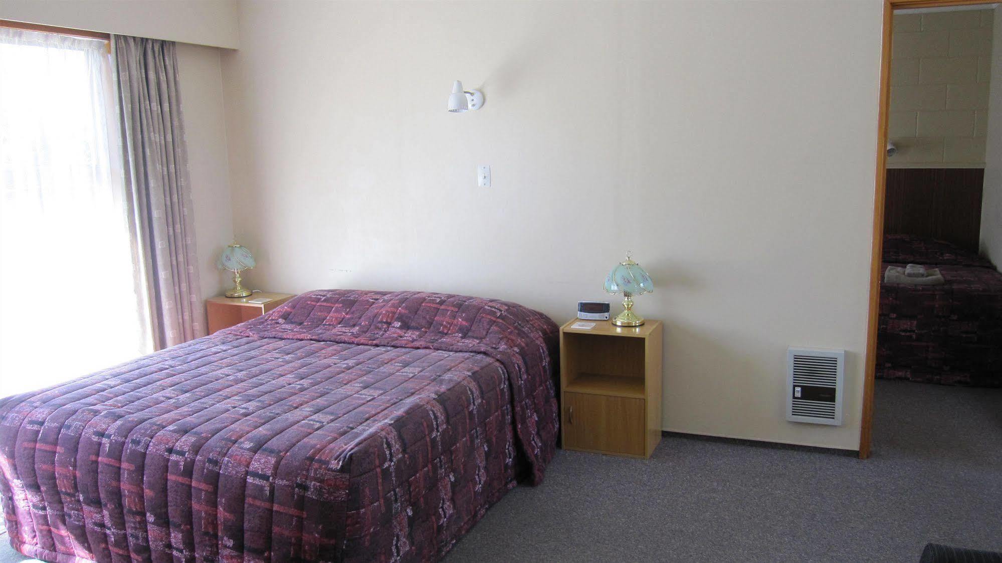 Cromwell Motel Extérieur photo